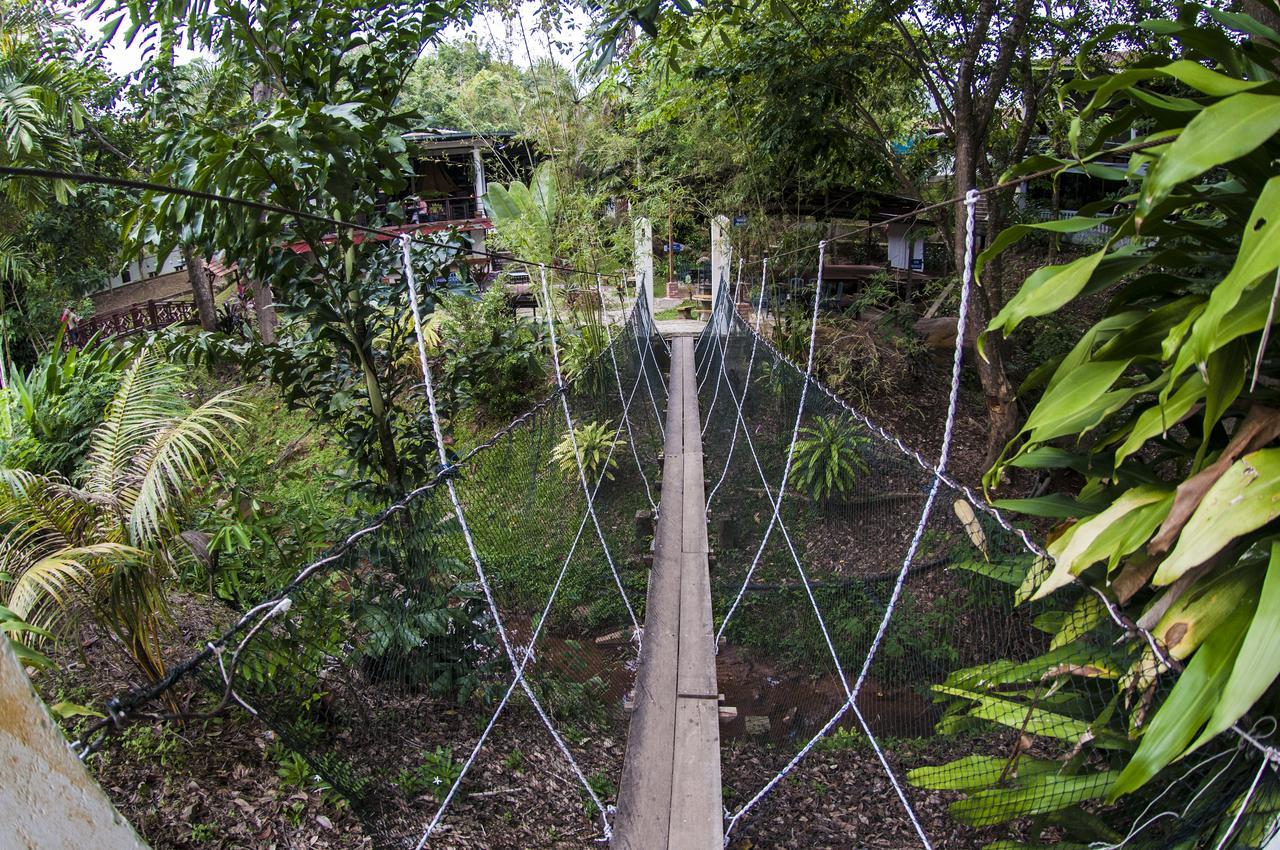 Han Rainforest Resort Kuala Tahan Exteriör bild